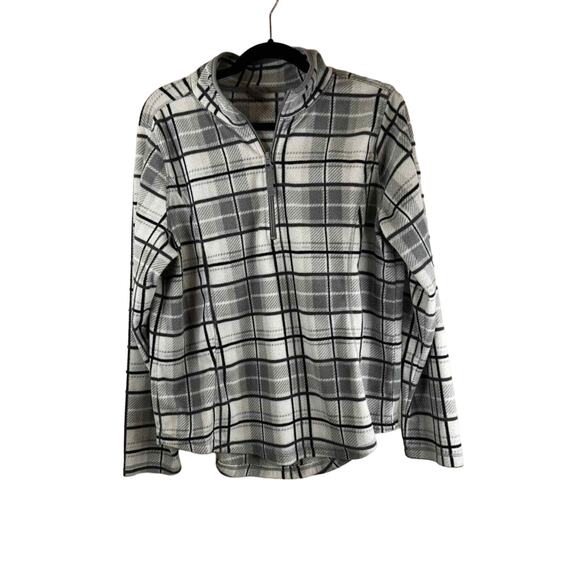 St. John Bay Grey and White Sweater Size Large - Picture 1 of 3